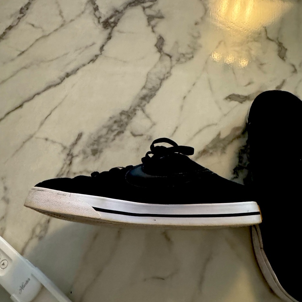 Nike Slide On Tennis Shoes Size 9